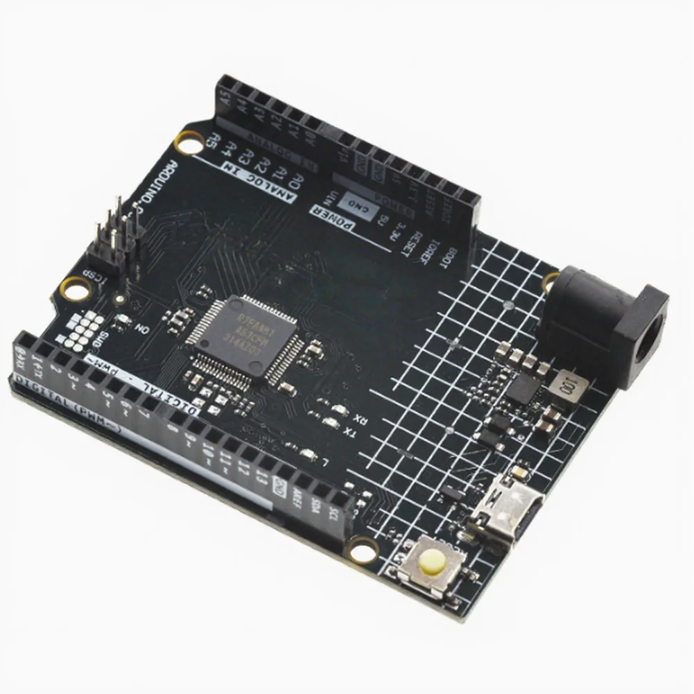 For Arduino Compatible R4 Development Board Kit with USB C Port 12-bit ADC CAN Bus and Overcurrent Protection Circuitry