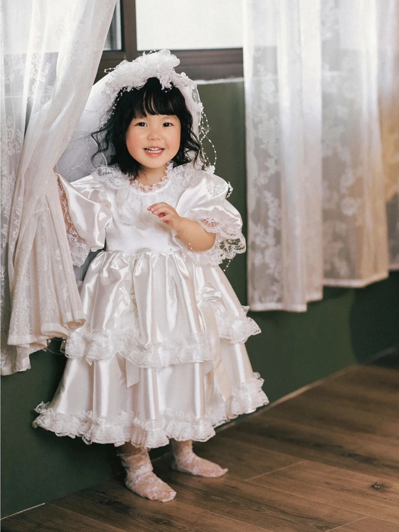 Vestido de fotografia e fotografia infantil, mesmo retrô meninas um ano vestido de casamento, adereços recém-nascidos