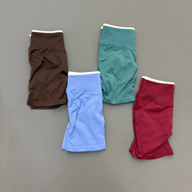 HISTELLO Ignite Sculpt Scrunch Shorts Nahtlose, tief sitzende, formgebende, bauchkontrollierende Yoga- und Fitness-Shorts mit Naked-Feel-Effekt – Detail 5