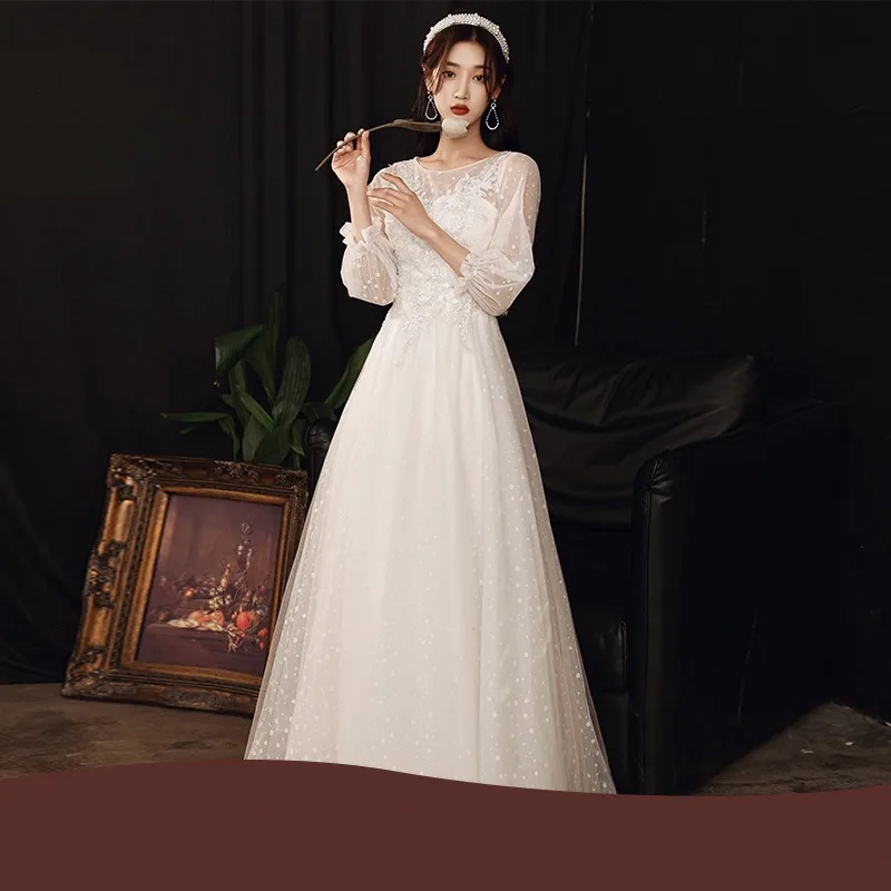 

Evening Dress 2022 Winter New Banquet Temperament Thin Bride Light Wedding Dress White Annual Meeting Performance