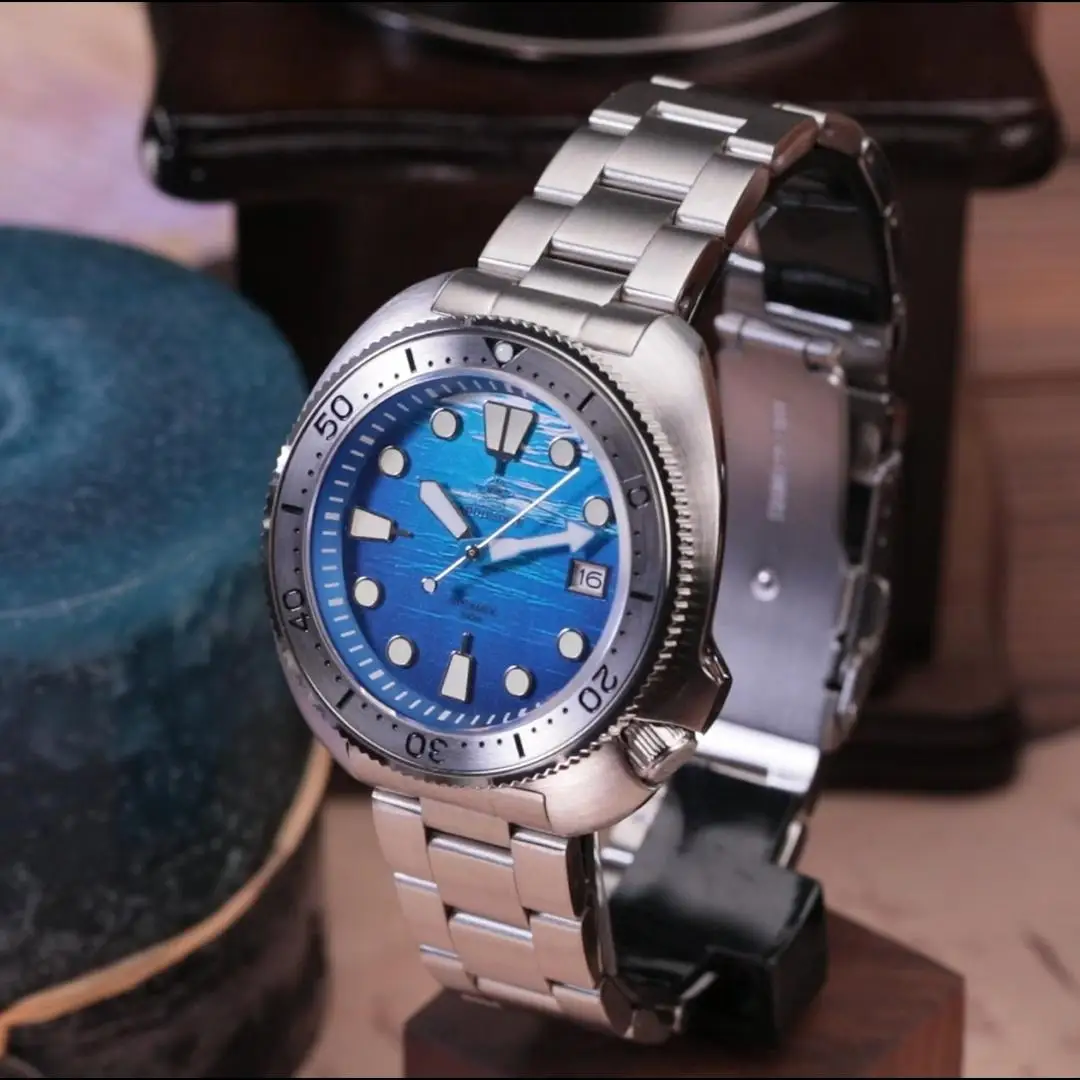 นาฬิกาข้อมือผู้ชาย ADDIESDIVE รุ่น NH35A กระจกแซฟไฟร์ ดีไซน์ลำลอง แฟชั่น พร้อมสารเรืองแสง BGW9 กันน้ำลึก 20 บาร์ นาฬิกาจักรกลดำน้ำ รุ่น AD2045 Montre Homme