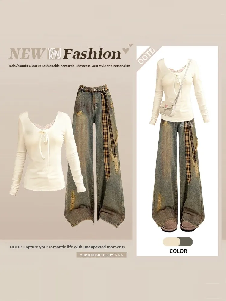 

Комплект из двух предметов: облегающая белая футболка с узлом и джинсы для женщин. Модный весенний комплект для стройных девушек.