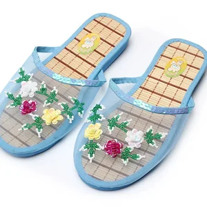 Frauenpaillettenschuhe, Strandstreitschuhe, lässige Baotou, kreative Blume, coole Dame, Sommer 10 Hauptverkaufslappen Brilliant Femenin - №10