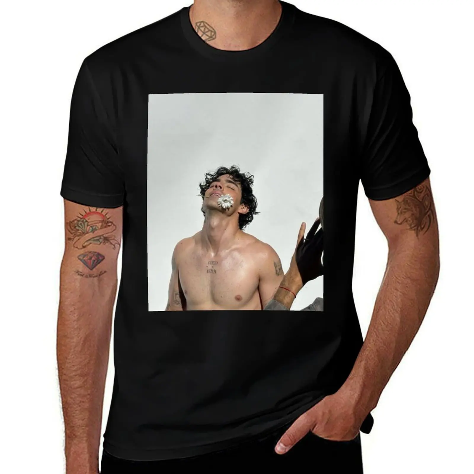 

Joe Jonas T-Shirt printed t shirts for man t shirt man plain cotton t shirt pack T-shirt