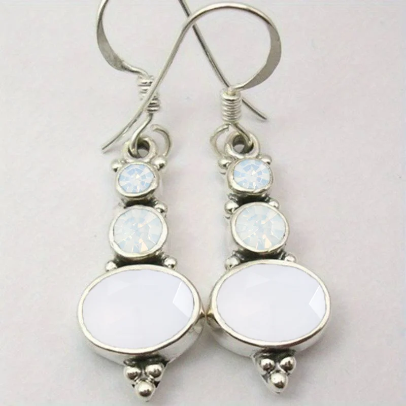 Retro Ethnic Style Step Gradient Artificial Gemstone Inlaid Women Drop Earrings, Suitable For Party And Vacation