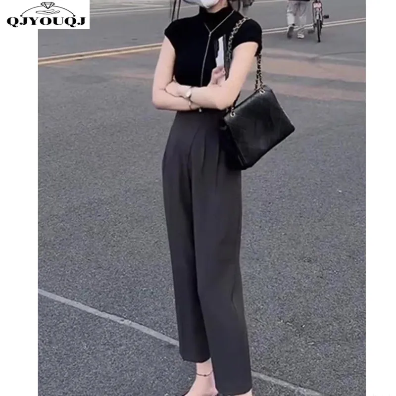 Set of 2024 New Spring/Summer High Waist Casual Fashion Slimming Straight Crop Pants Small Short Sleeve T-shirt Set of Two