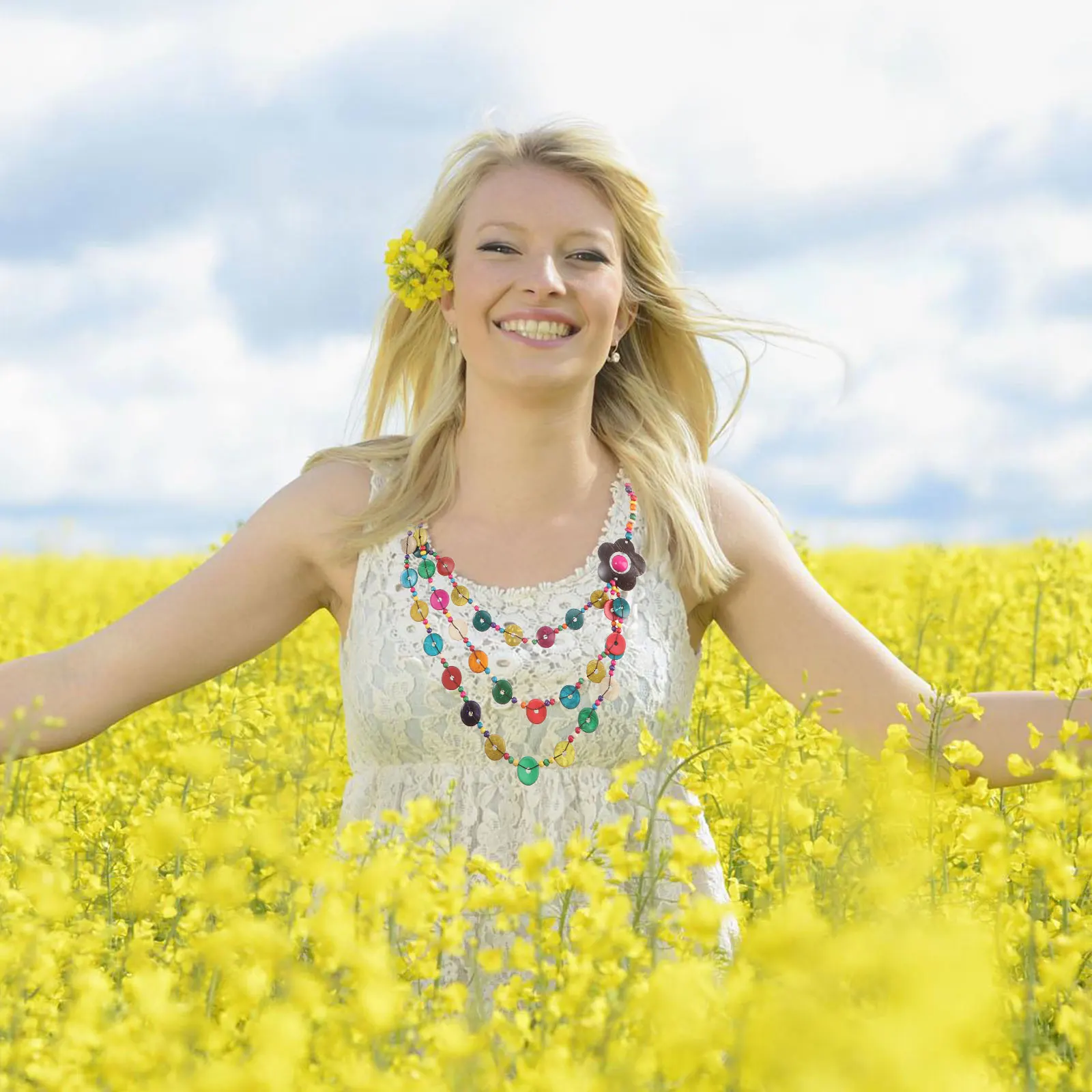 

Retro Bohemia Necklace Wooden Beads Coconut Shell Hand-Knitted Floral Pendant Beach Boho Jewelry for Women Women Necklace