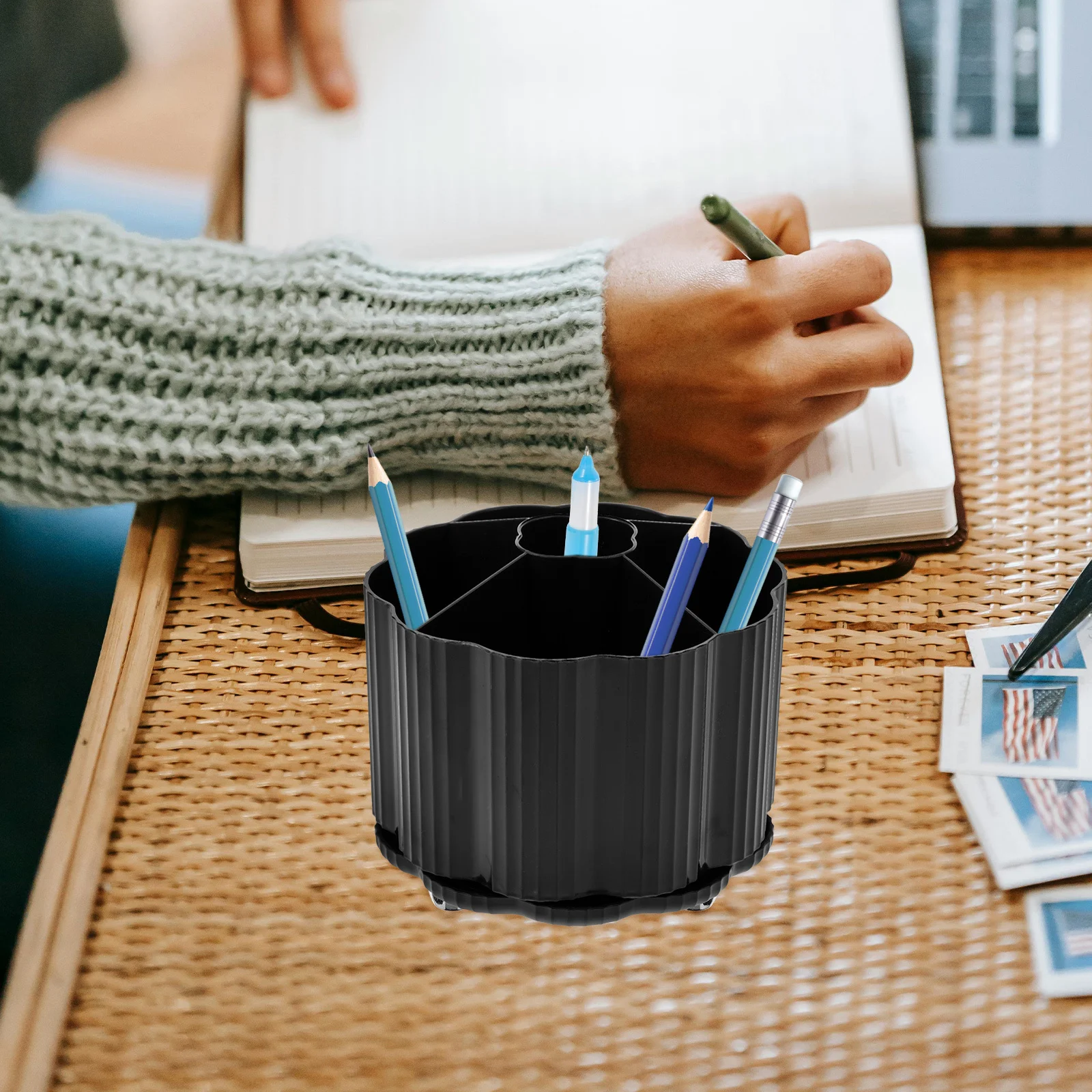 360 Rotating Brush For Vanity Holder Storage Brush Cup For Makeup Box Desktop Vanity Organizer Small Makeup Organizer