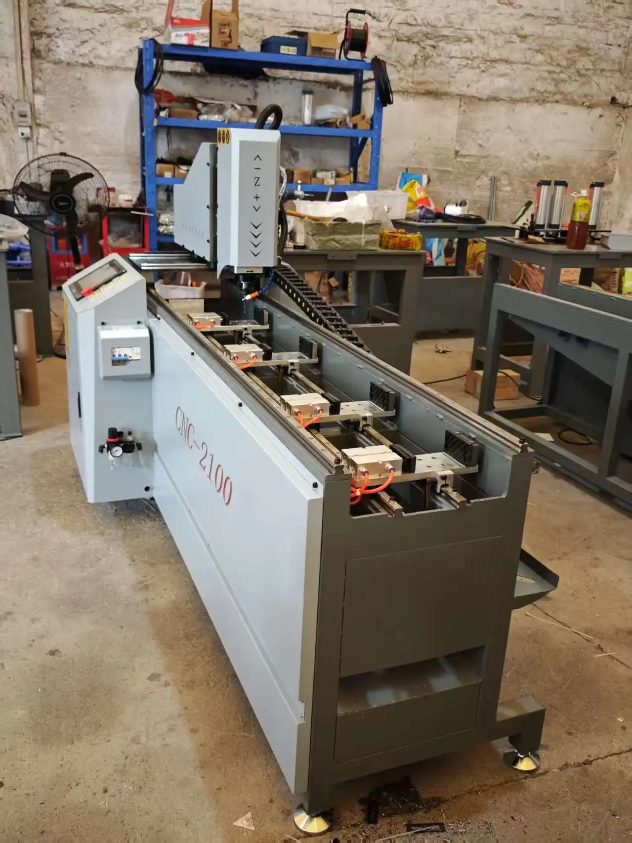 CNC Aluminum Drilling Machine Fully Automatic Multi-axis Drilling Machine Adjustable Hole Spacing Length and Hole Diameter