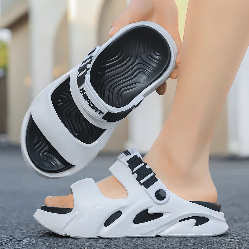 Men Trendy Hollow Out Clogs Summer Lightweight Breathable Beach Slippers