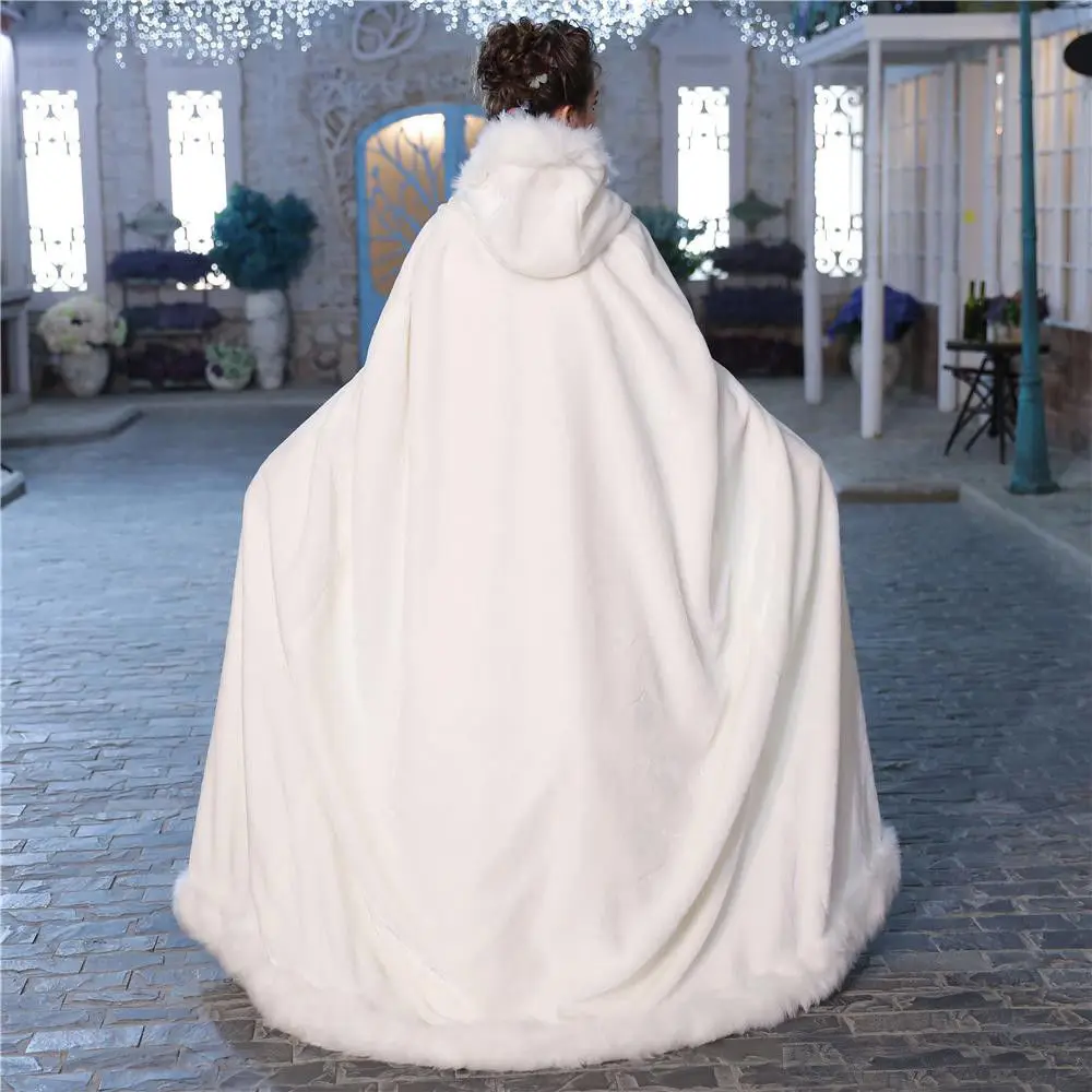 Ivory wedding cape winter women\'s long bridal cloak entirely made of fake fur and fake fur tirm