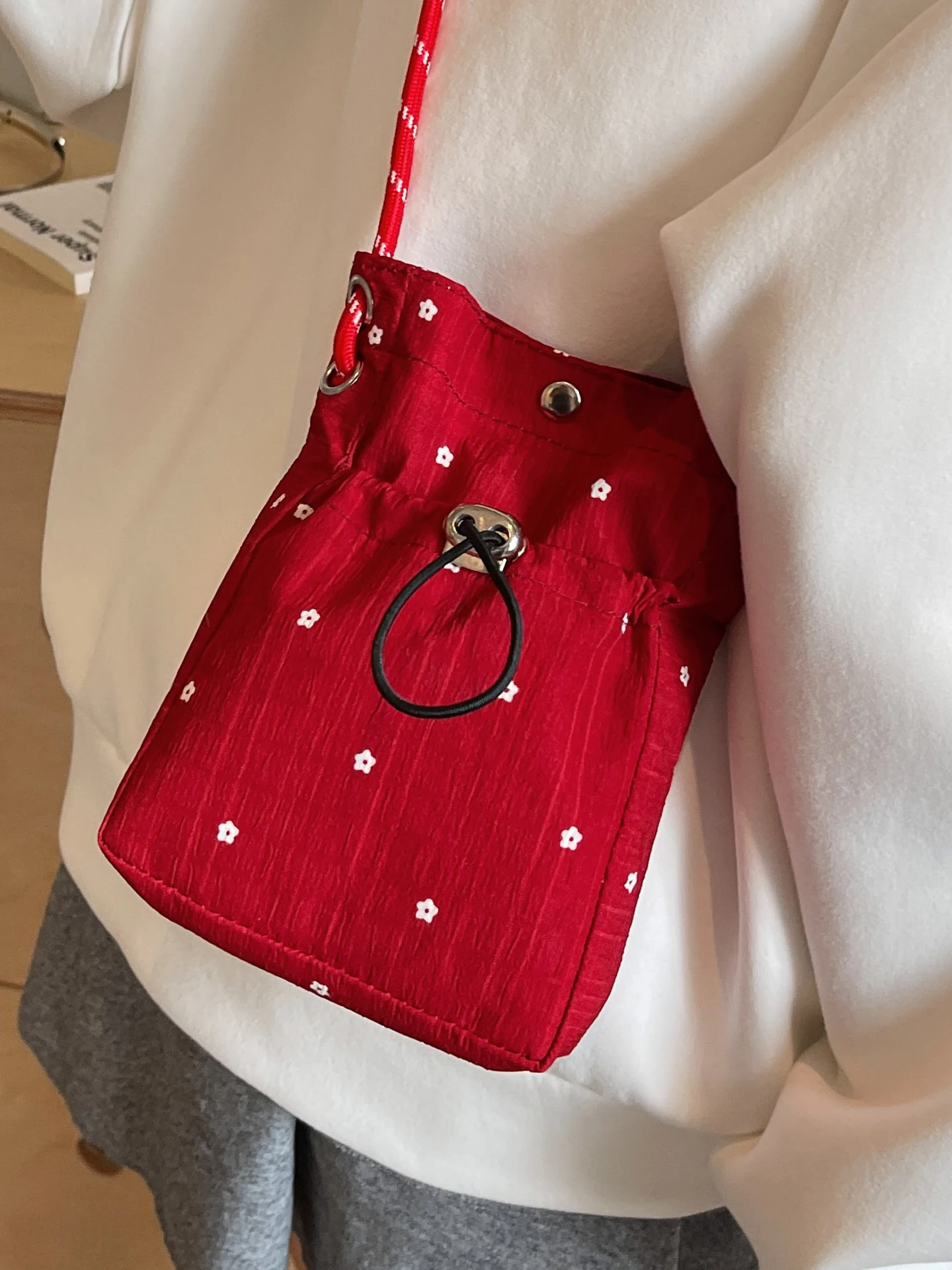 

Nan Missins INS Sle Girls Folded Slant Crossbody Bag 2025 Korean Version Versatile Single oulder Mobile Phone Bag for Women