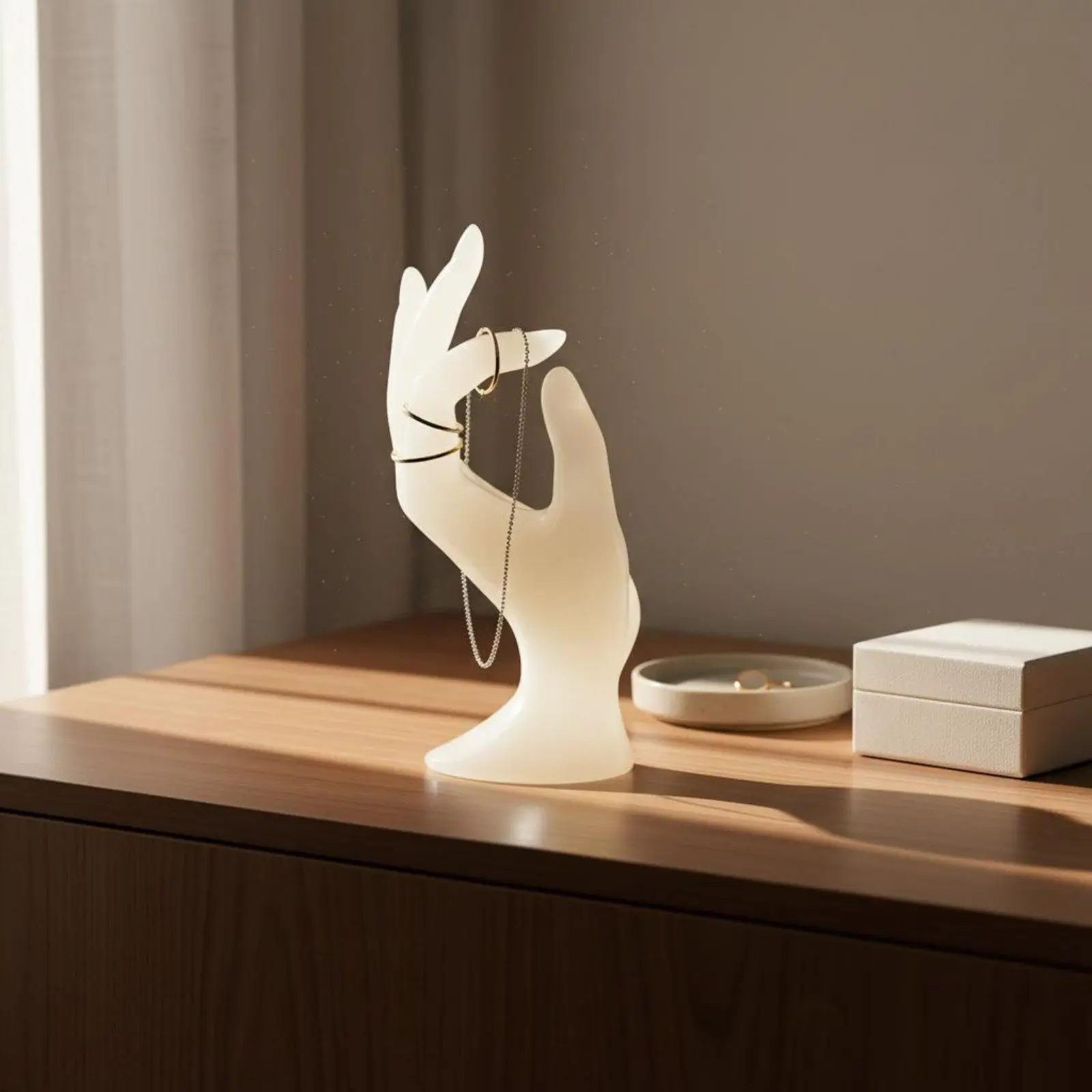 OK Gesture Band Display Stylish Stylish Design Gesture Jewelry Display Stable Base Hand Shaped Jewelry Holder for Boutique