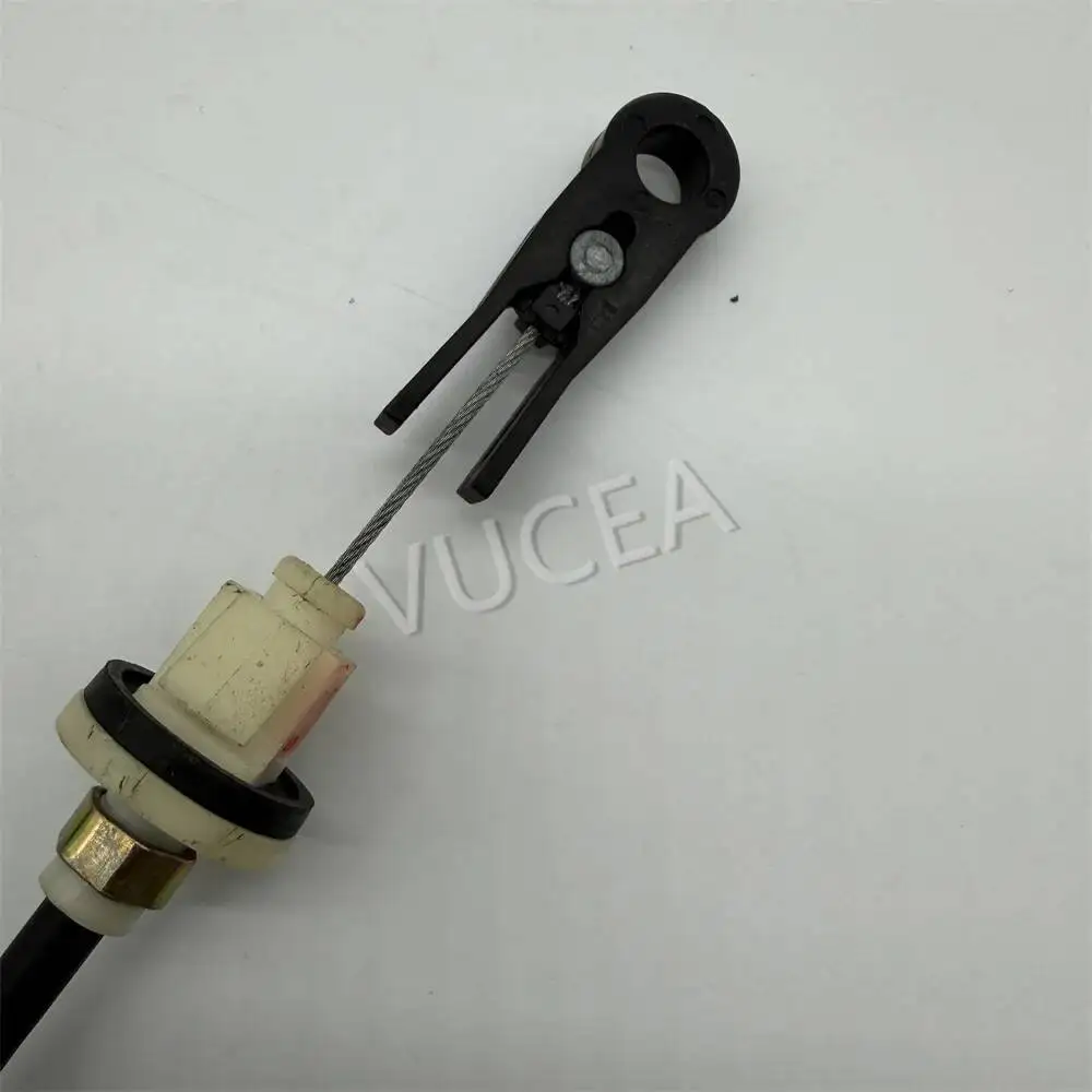 Picture 4: 4676726000 For 2000-2005 Hyundai Santa Fe Clutch Shift Cable 4676726001 46767-26000