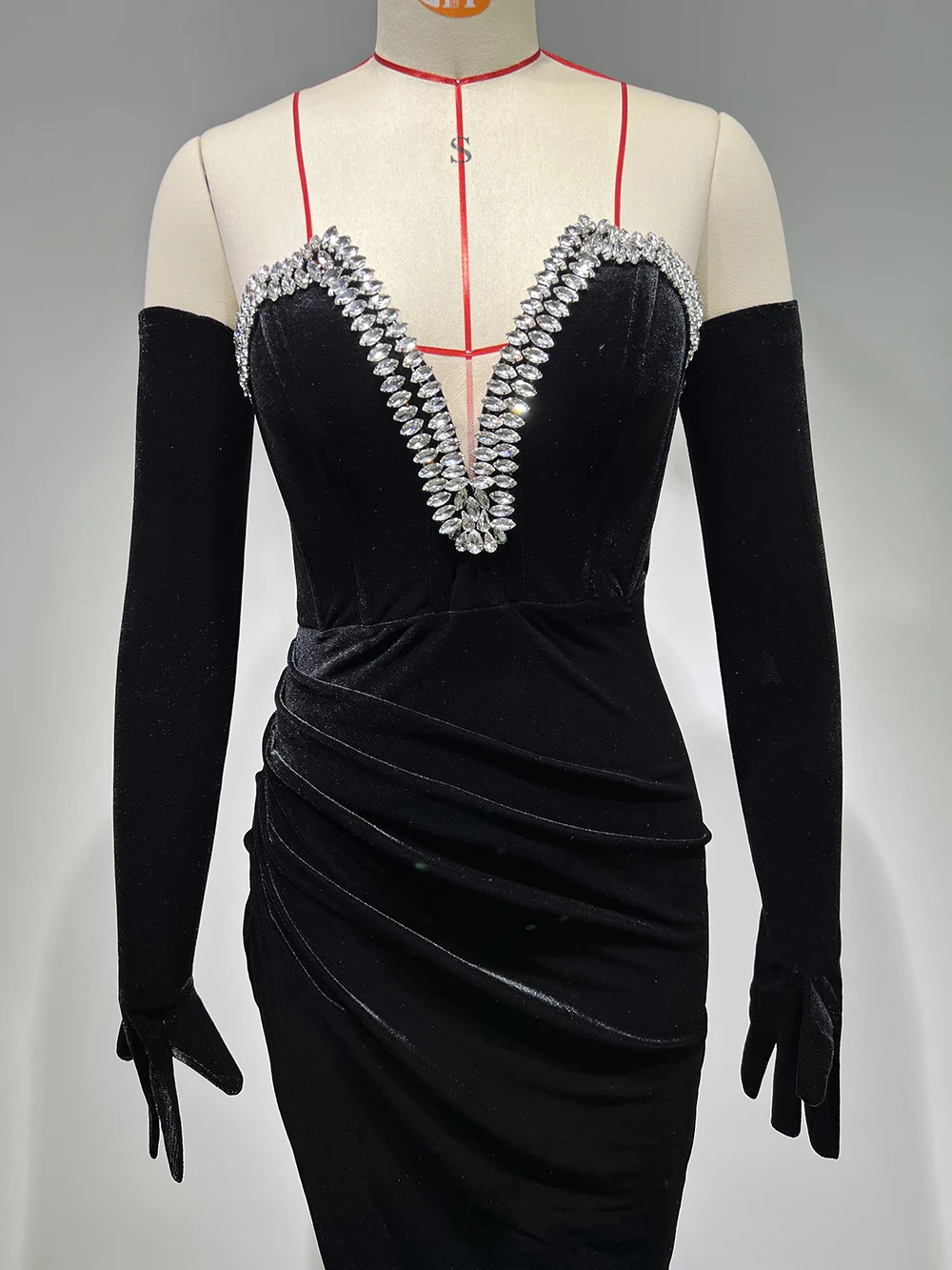 Modphy con guanti abito da sera Sexy velluto nero diamante scollo a V alto spaccato Backless abiti da sera lunghi abiti da ballo