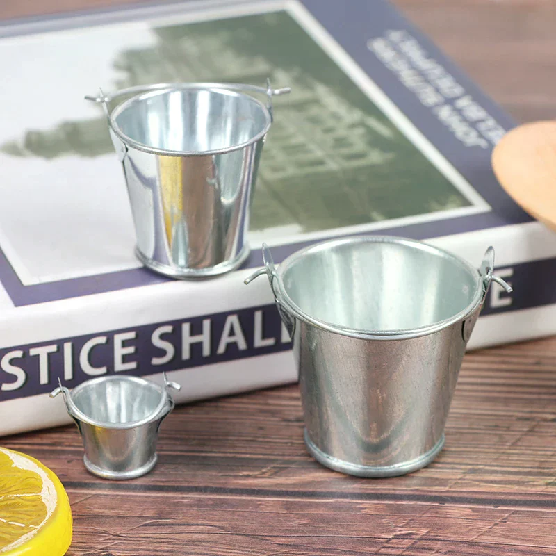 1 قطعة 1:12 دمية مصغرة دلو معدني نموذج أثاث المطبخ الصغير اكسسوارات ل بيت الدمية ديكور الاطفال اللعب اللعب الهدايا