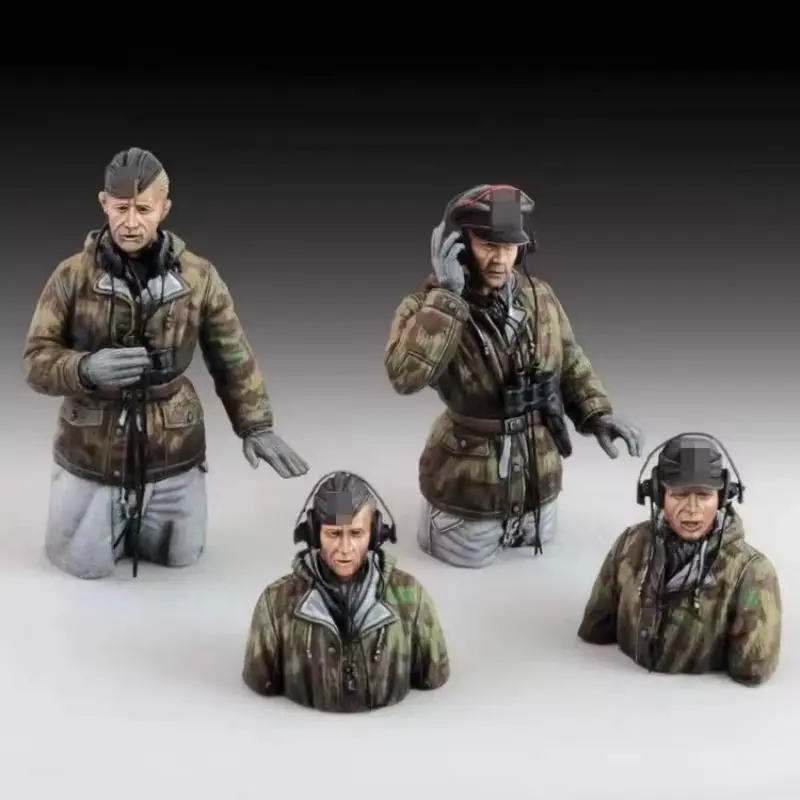 

1/35 Resin Model German Tank Soldier (4 People No Headphone Strap) Handheld White Model Unassembled And Unpainted Gk Gift