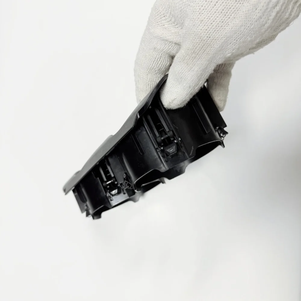 وحدة التحكم المركزية للسيارة إدراج حامل أكواب الماء للمشروبات الأصلي لمرسيدس بنز C E GLC الفئة W205 W213 W253 2056800691 A2056800691