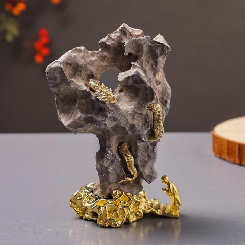 Original Panlong rockery desktop ornaments, brass handicrafts, natural original stone desk decoration coffee table decoration