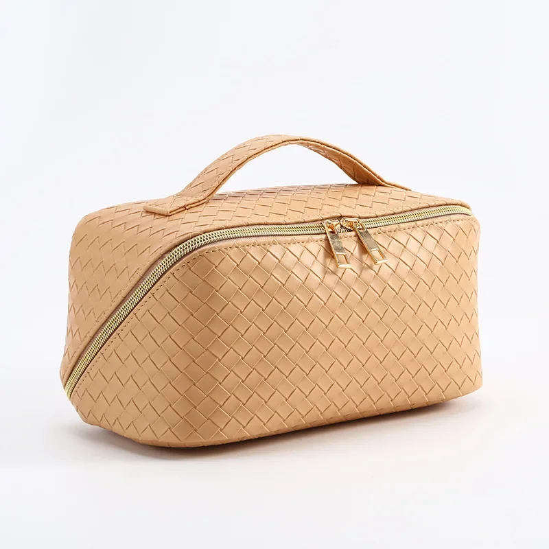 Travel Women Bag Summer Female Knit Bag Washing Bags Big Capacity Makeup Weave Bags Women Storage Bags