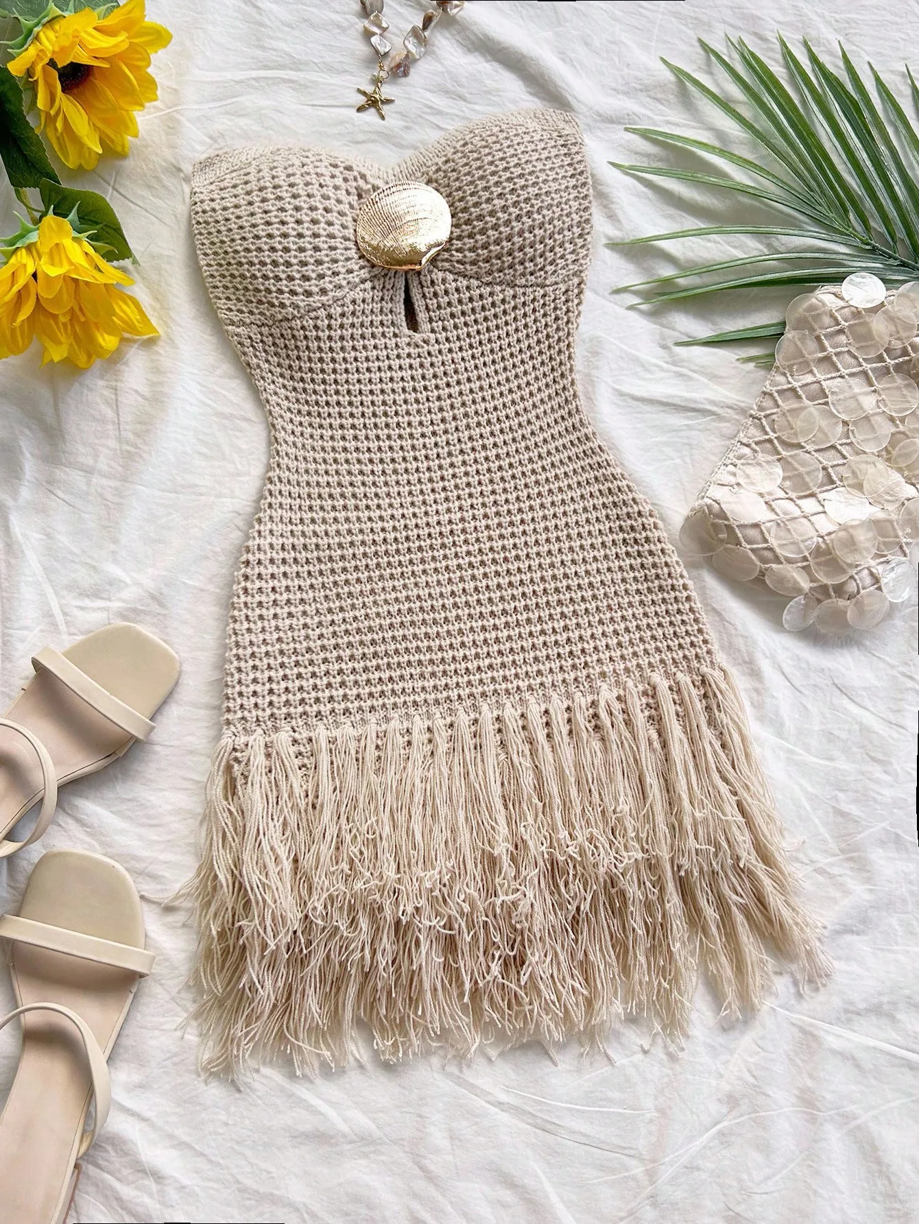 

Вязаное мини-платье в стиле бохо с пуговицами-ракушками и бахромой, летний наряд для пляжной вечеринки