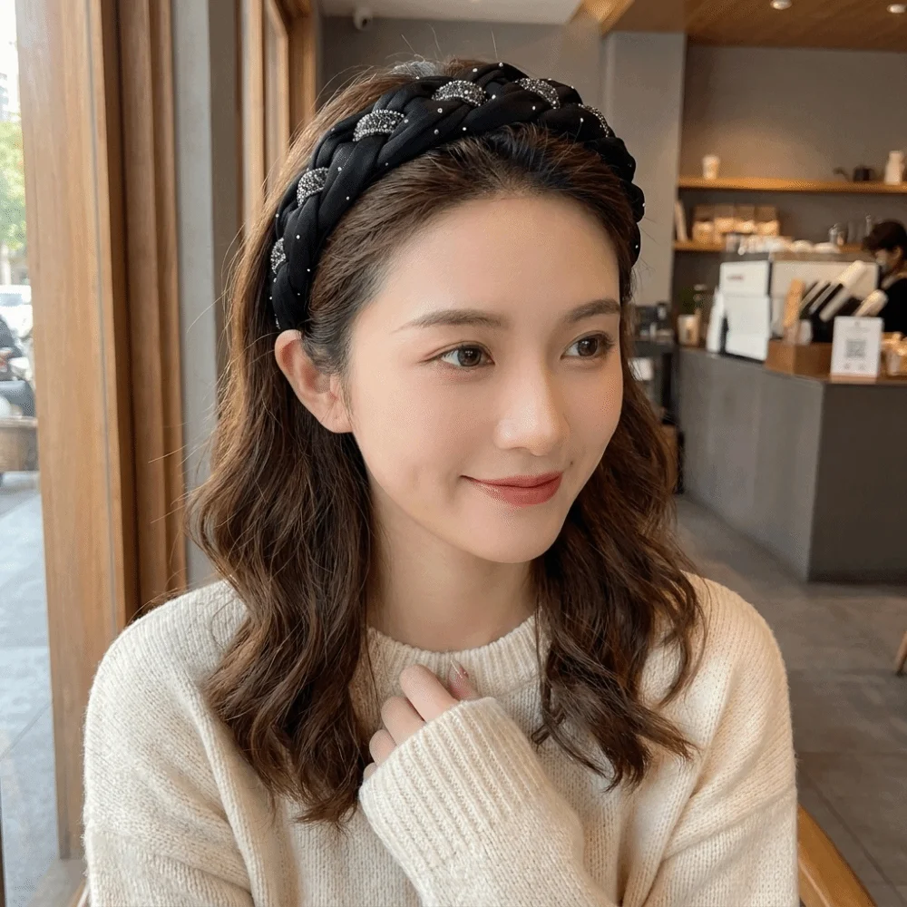 Chic Wide Brim Rhinestone Headband Soft Fabric Twisted Knotted High Cranial Hair Hoop Sparkling Non-Slip Braided Hairband Makeup