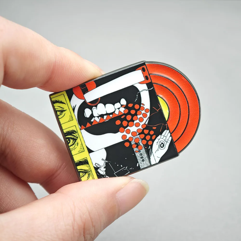 Foo Fighters – Ihre Lieblingsspielzeug-Brosche, Alternative Rock Band, Anstecknadel, Abzeichen in Form einer roten Vinyl-Schallplatte, Musik-Fan-Schmuck, Geschenk. – Detail 7