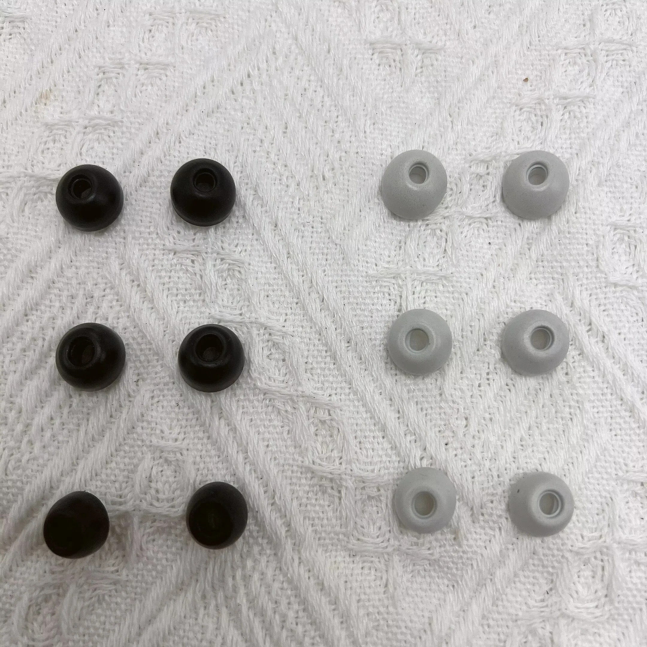أطراف سماعات أذن من الإسفنج ال - مراجعة Earphone Foam Tip وسعره