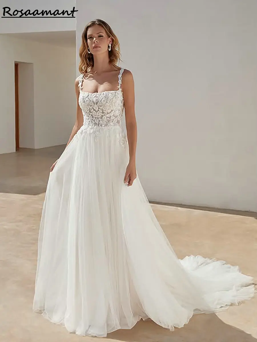 

Simple Illusion Spaghetti Straps Wedding Dresses A-Line Sleeveless Appliques Lace Boho Bridal Gowns