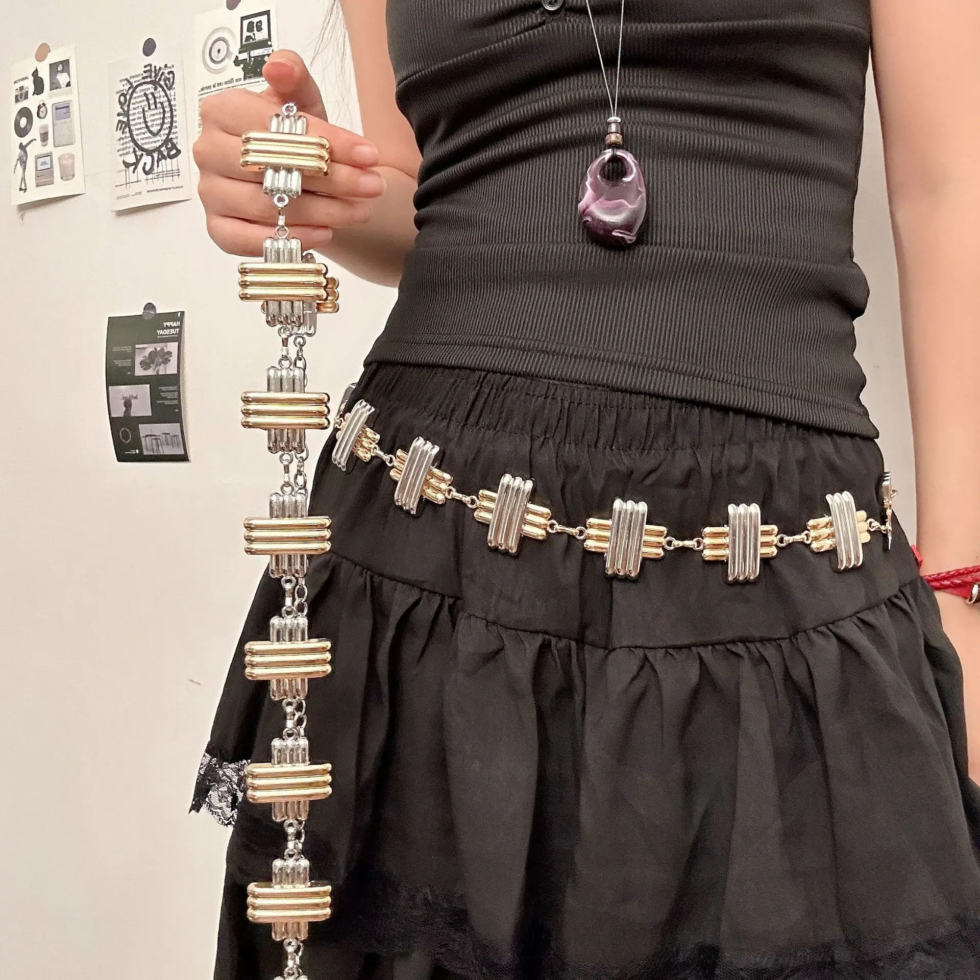 

Поясная цепочка с геометрическим крестом 2025 года — готическая поясная цепочка для женщин, металлический ремень Y2K с подвеской в виде креста, уличная поясная цепочка