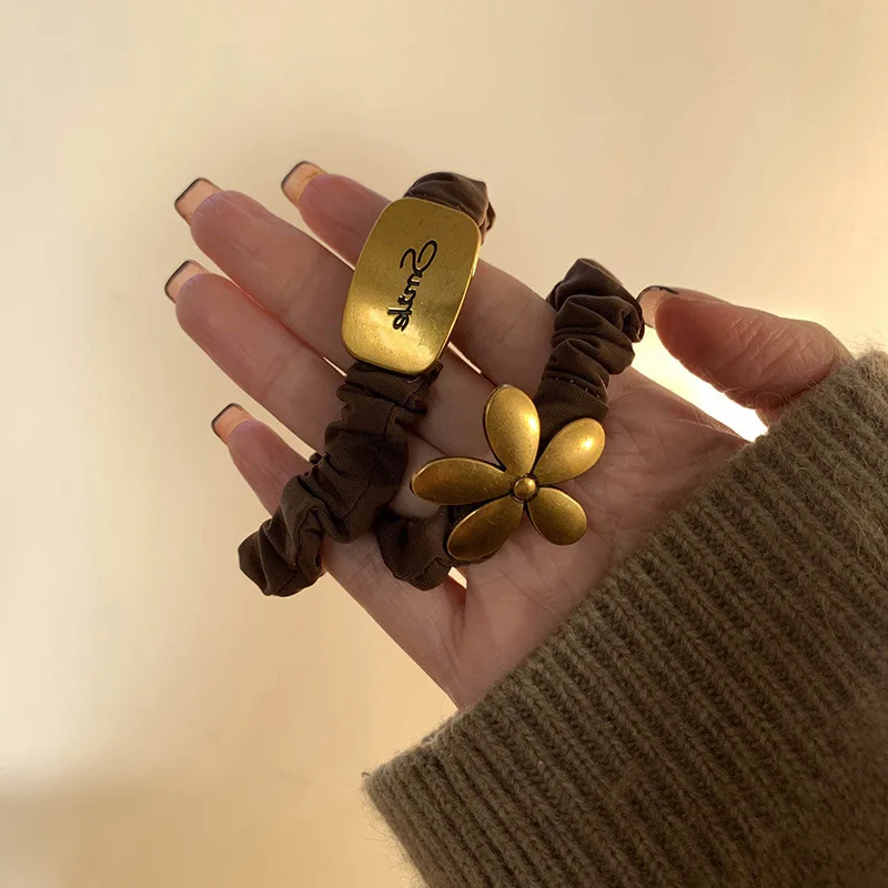 

Retro Brown Cute Flower Elastic Hair Rope Temperament Women All Match Hair Band Sweet Fashion Hair Accessories for Daily Wear
