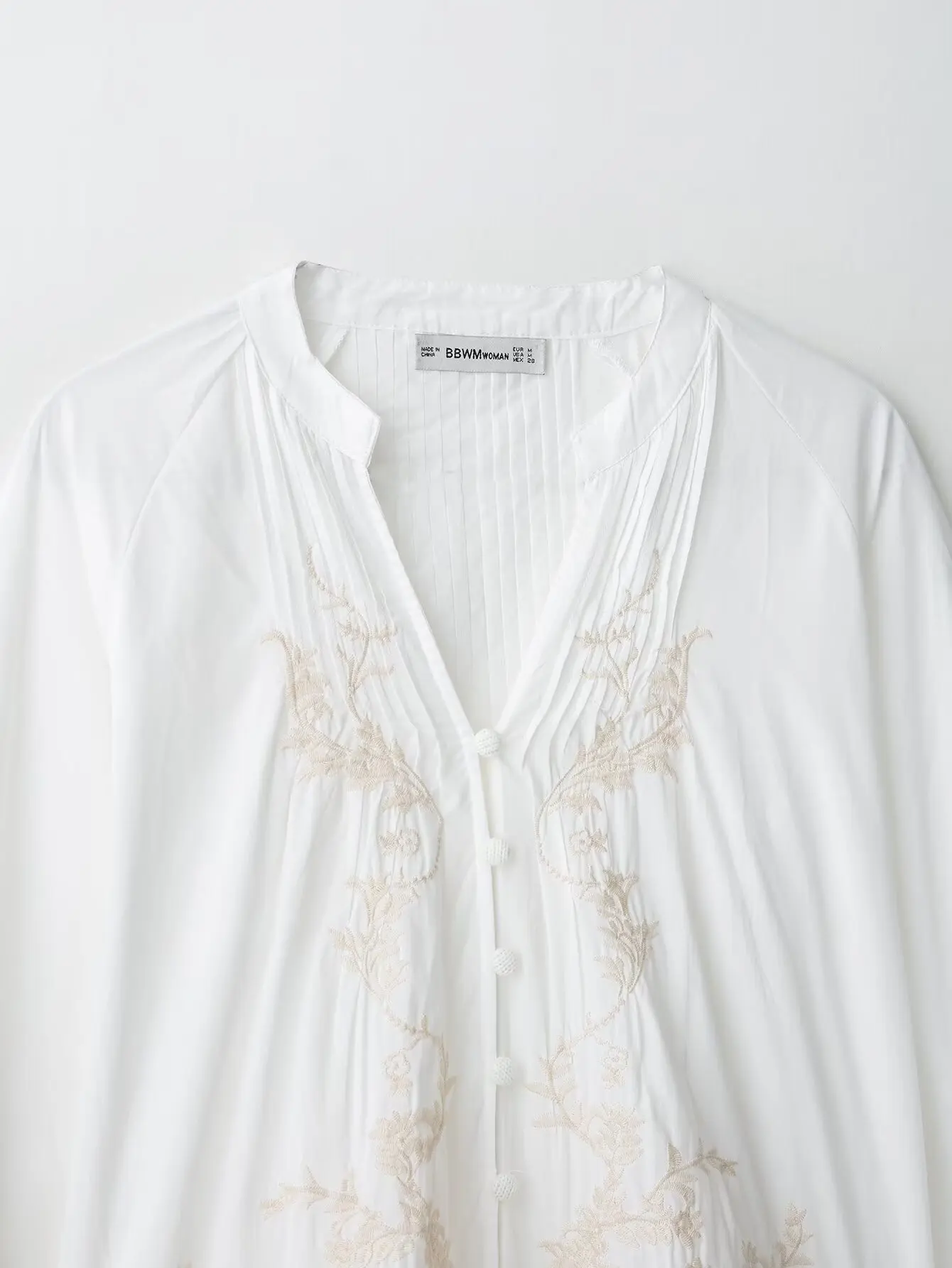 

Женская блузка JNLEAOG с цветочной вышивкой, свободного кроя, с длинным рукавом, V-образным вырезом, из полиэстера, тонкая, летняя коллекция 2025