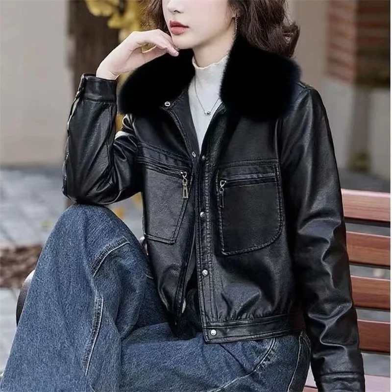Chaquetas de mujer, nueva ropa de abrigo, cuello de piel de invierno y acolchado de terciopelo, abrigo informal cálido de cuero corto a la moda para mujer, chaqueta de cuero