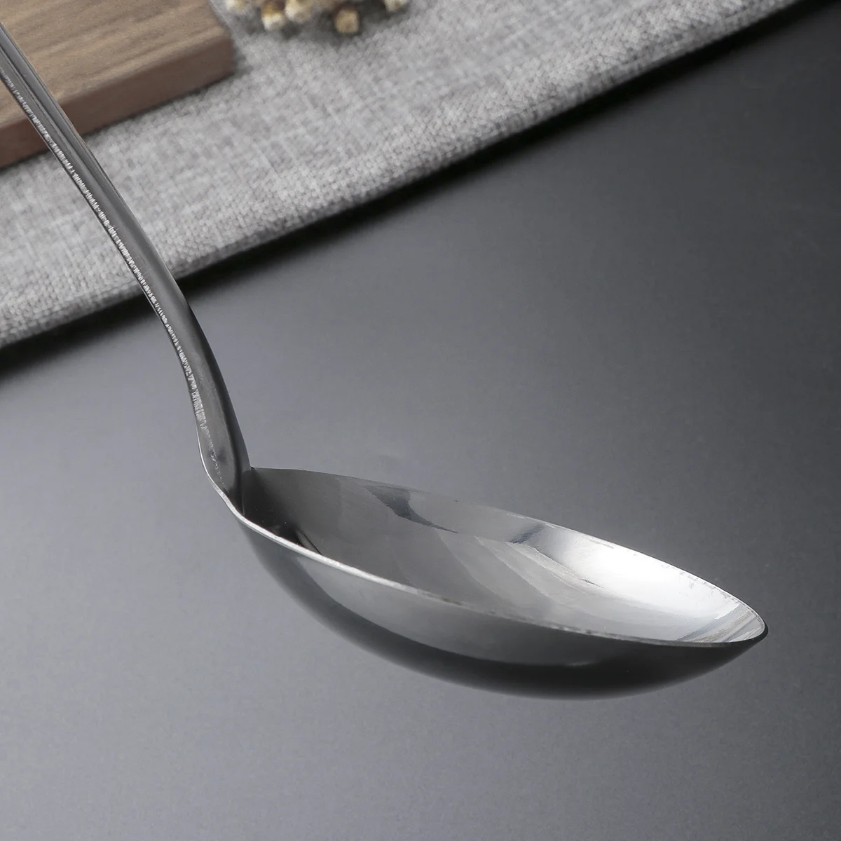 

Stainless Steel Kitchen Utensils Ergonomic Handle Turner For Home Restaurant Use Soup Spoon Kitchenware Cooking Tools