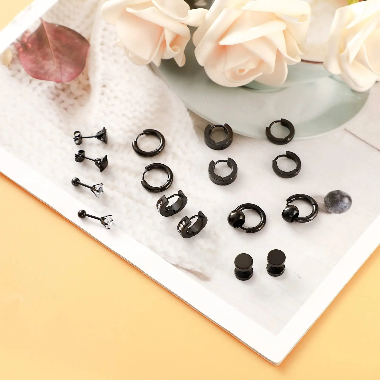 1 Pairs Black Punk Stainless Surgical Steel Stud Earrings Set Small Vintage Hip Hop Ear Jewelry Accessories Earrings Men Women