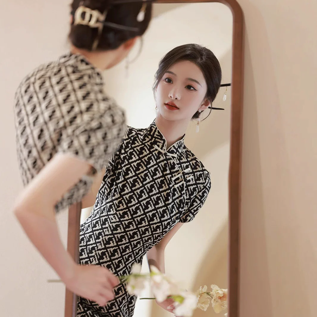 

Summer New Qipao Female New Chinese Style Cheongsam Women Sexy Slim Vestidos Tradition Mandarin Collar Printed Flower Gown