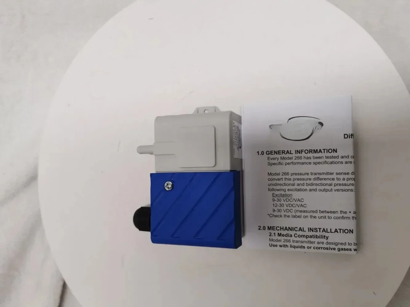 1pcs Original differ-ential pressure sensor2661100LB11T1C