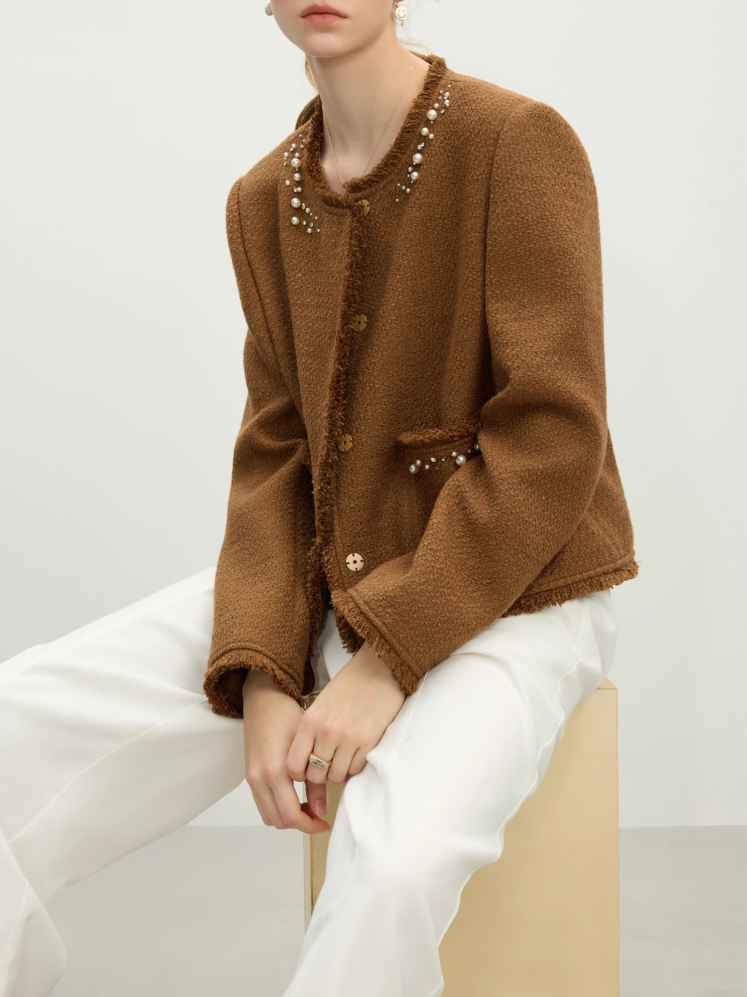 FSLE Office Lady French Short Jacket for Spring 2025 New Wool Texture Heavy Industry Nail Bead Top Casual Loose Coats 25FS11059