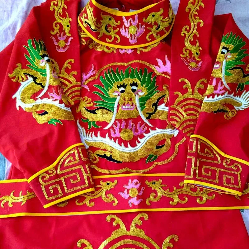 Traditional opera Sichuan opera, Gold-plated embroidery, Dragon pattern, Face-changing Opera Costume Suit