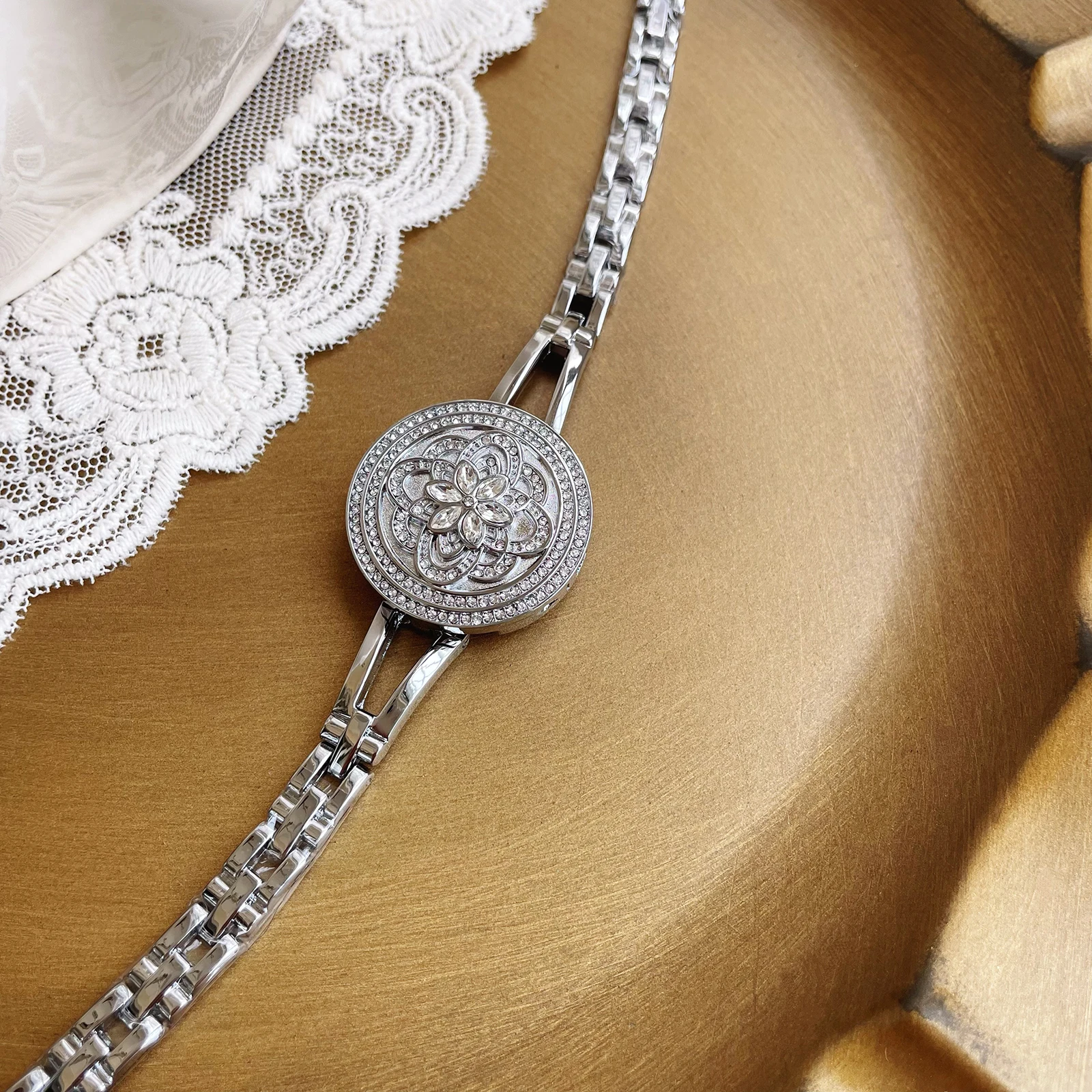 2026 New Flip Cover Design High-End Watch High-Quality Quartz Women's Silver Women's Watch Stainless Steel Watch Gift for Women