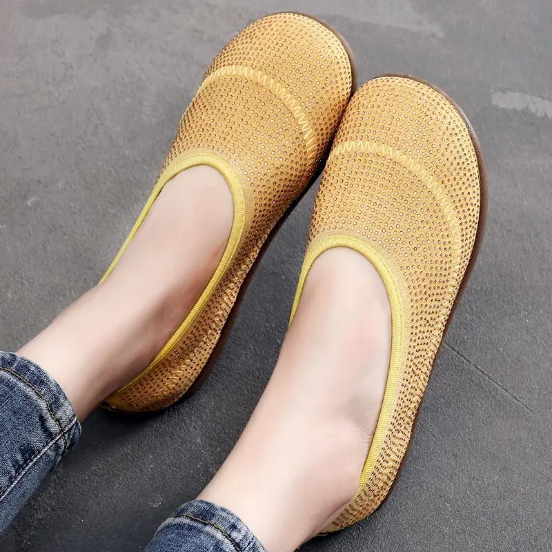 

New Women Rhinestone Slip On Canvas Shoes Comfort Soft Sole Beijing Cloth Shoes Breathable Flat Loafers Daily Walking Footwear