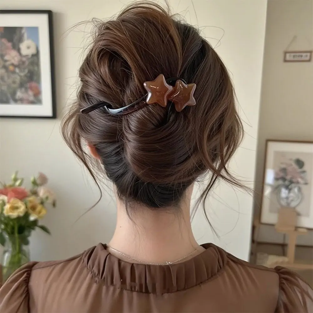 Pince à cheveux torsadée étoile élégante pour femmes, 1 pièce, pince à cheveux antidérapante, accessoires pour cheveux doux, maquillage crabe, petites épingles à cheveux