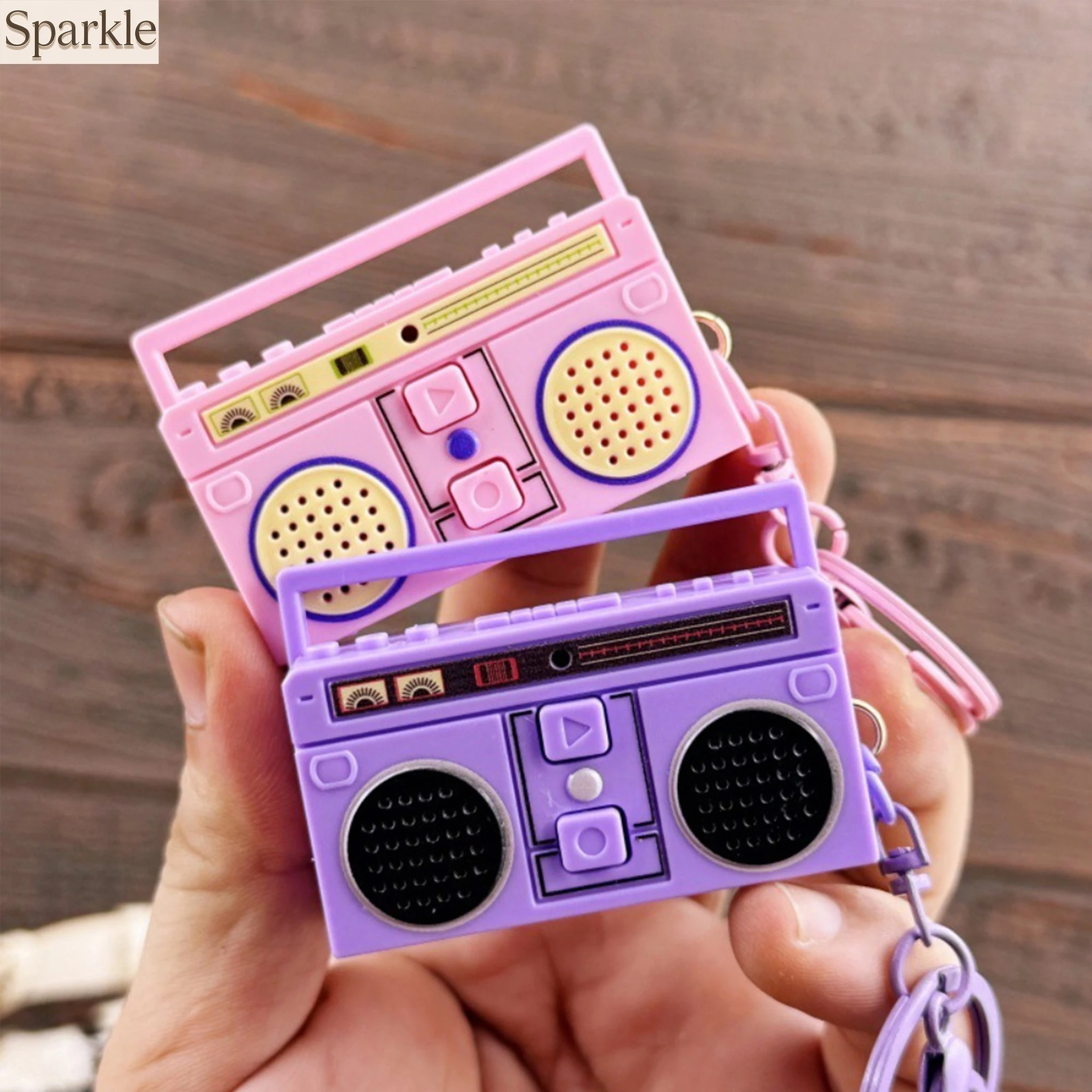 Retro Mini Radio Recorder Keychain Nostalgic Vintage Portable Music Player with Recording Feature Funny Bag Ornament