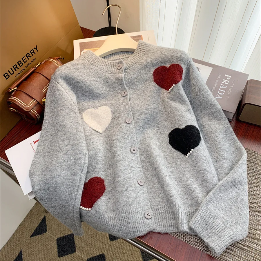 Love Heart Pattern Pearl Bead Decor Sweater For Women Spring Autumn New Unique Design Heavy Industry Knitted Cardigan Short Top