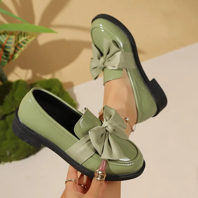 

Casual Loafers Flat Bottom 2026 Spring/Summer New Style Soft Sole One-Piece Sneaker