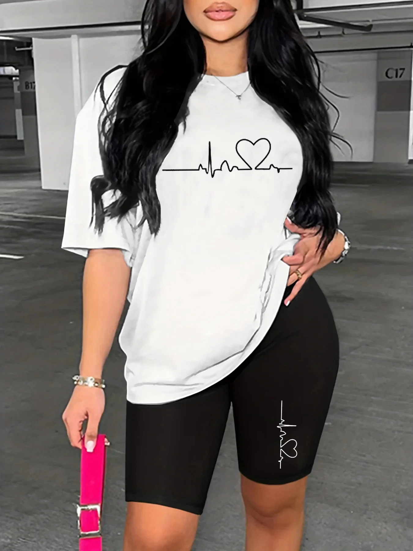 

Поп женская весенне-летняя модная повседневная свободная футболка большого размера с принтом Love ECG и круглым вырезом с короткими рукавами + шорты из двух предметов