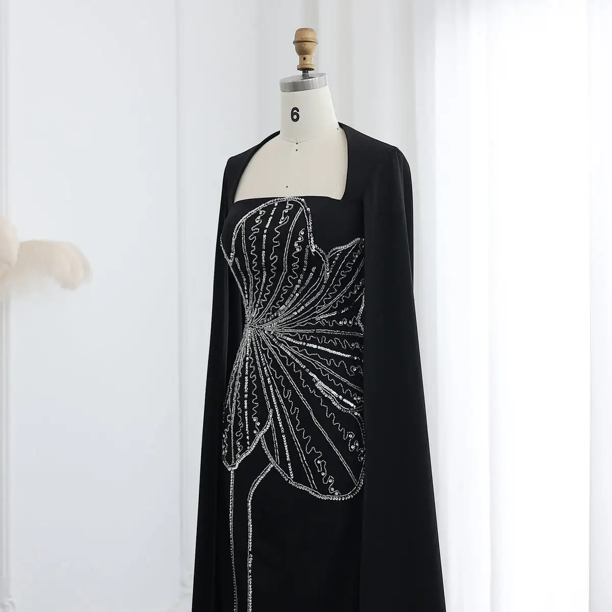 Elegant Black Luxury Beaded Arabic Evening Dress With Cape Sleeves Long Dubai Women Wedding Party Gowns Lsz275