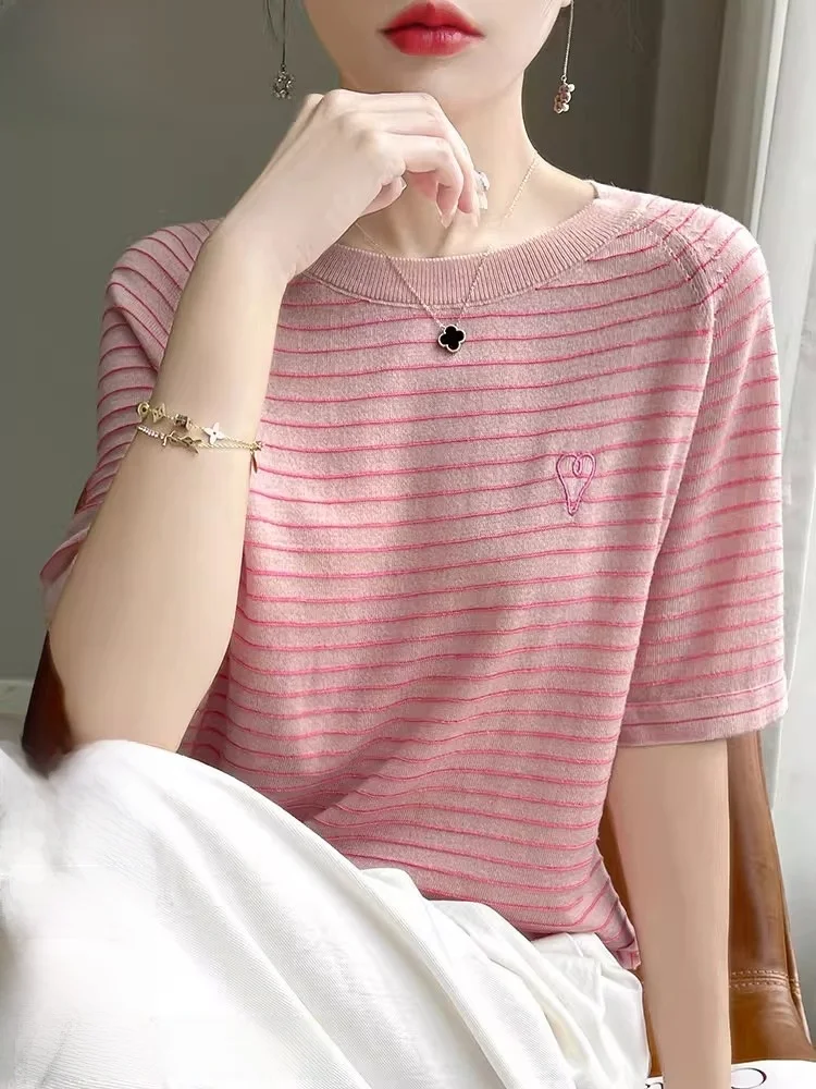High-End Silk Stripe Short Sleeve T-Shirt Women's Fashionable Mom's Clothing Summer New Loose round Neck Knitted Top...