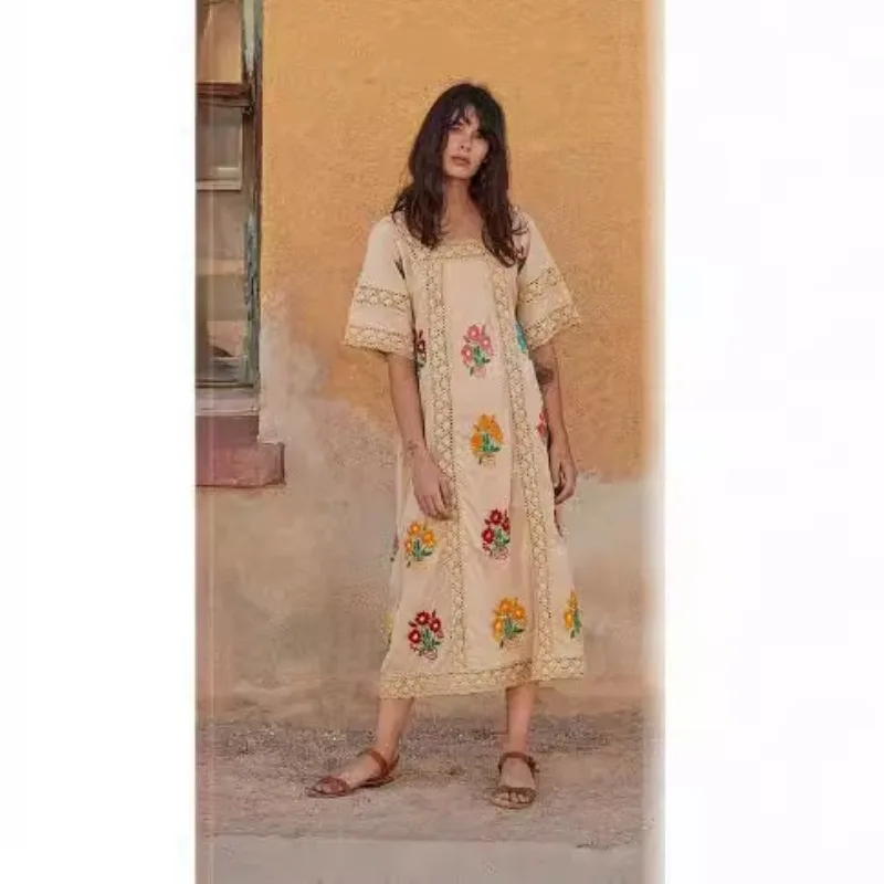 Abito lungo Boho floreale ricamato con scollo quadrato in pizzo all'uncinetto scollato Abito lungo estivo da donna per le vacanze al mare