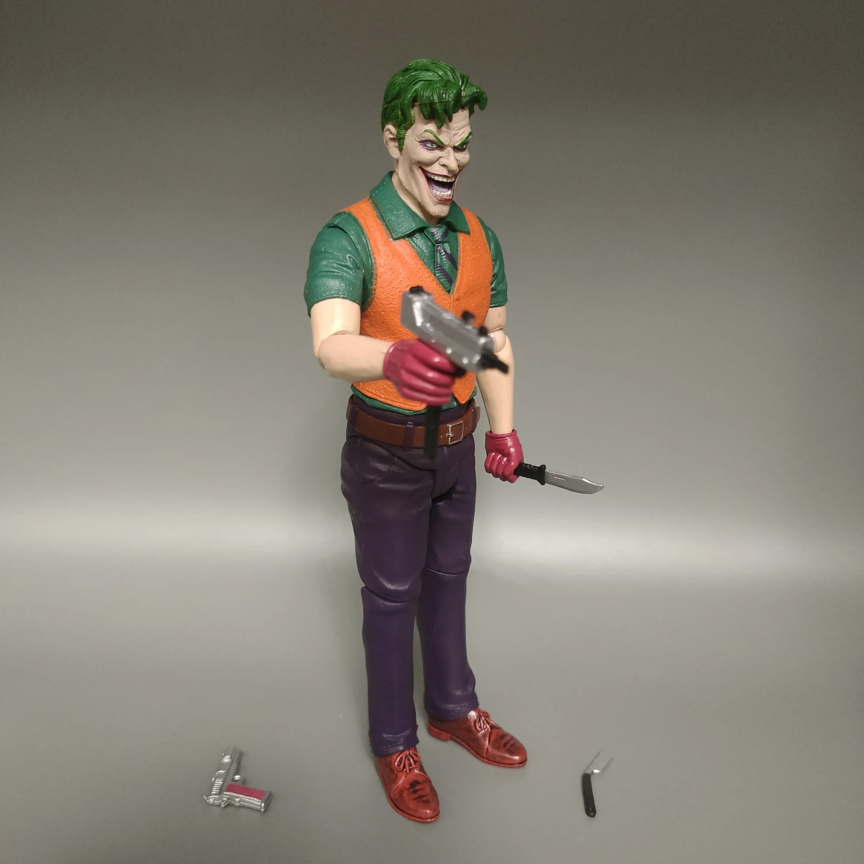 شخصية DCC Prince of Crime The Joke-Man Orange Vest